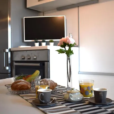 Meridiana 1 Apartament