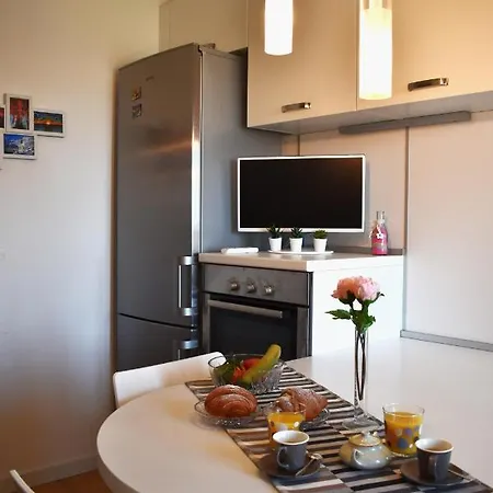 Meridiana 1 شقة